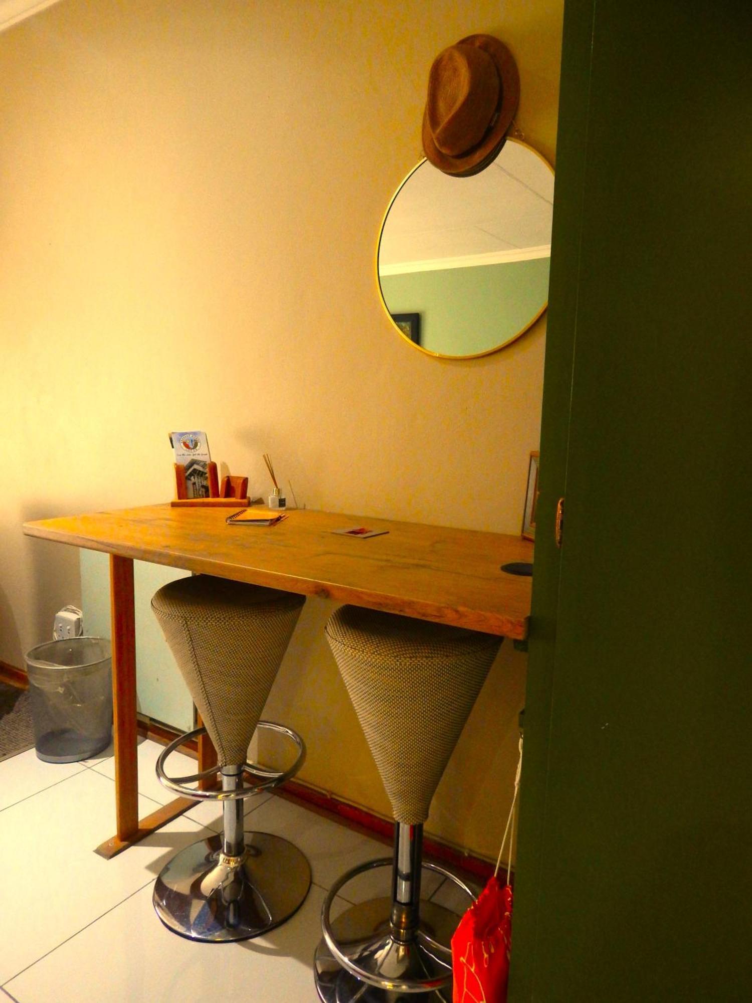 Longtom Farm Guesthouse ไลเดนเบิร์ก ภายนอก รูปภาพ