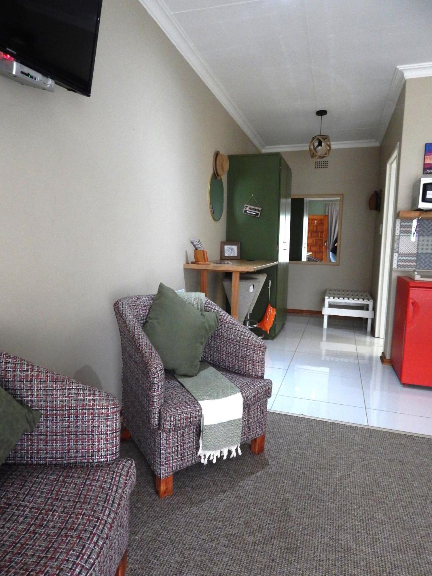 Longtom Farm Guesthouse ไลเดนเบิร์ก ภายนอก รูปภาพ