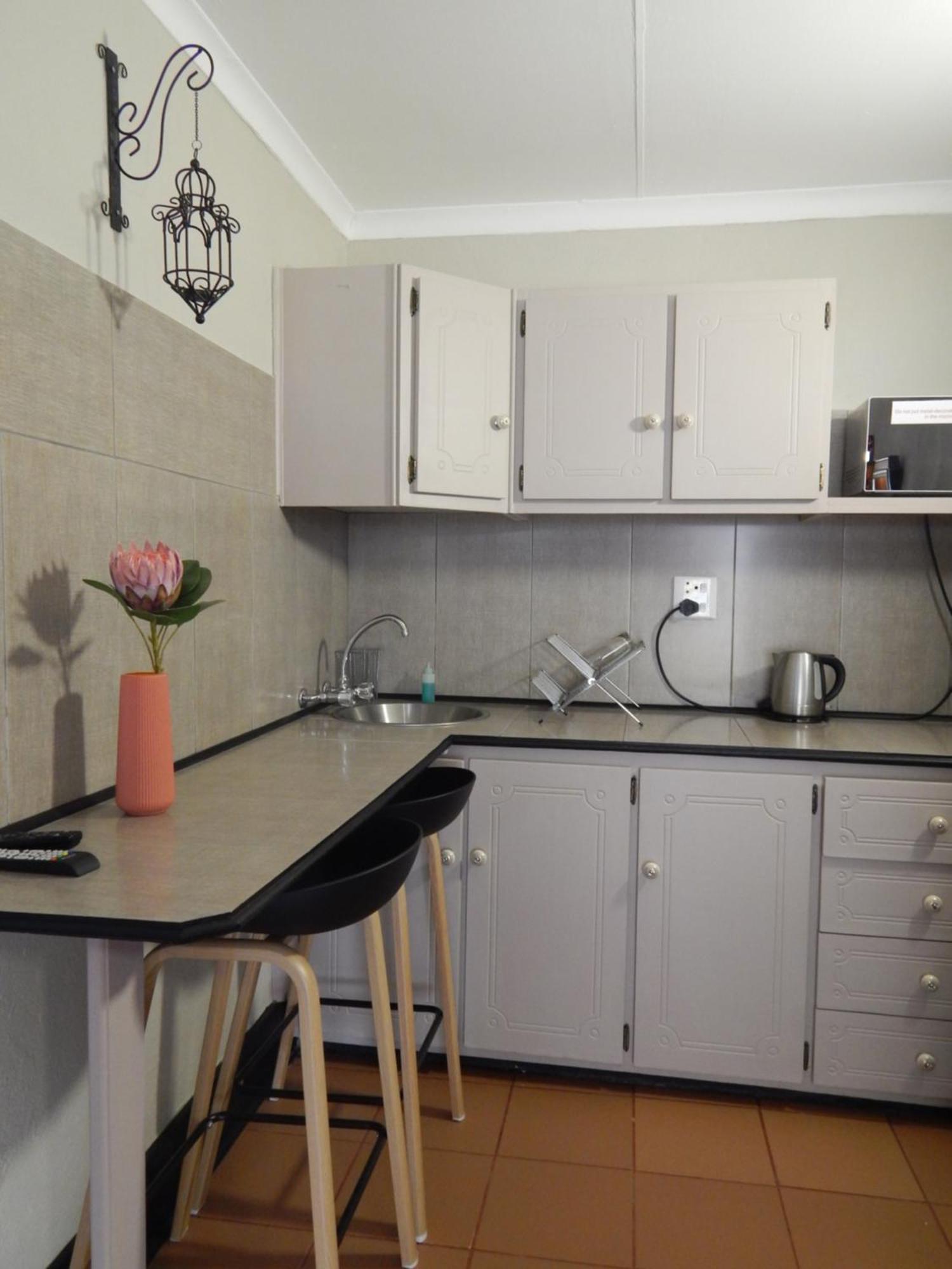 Longtom Farm Guesthouse ไลเดนเบิร์ก ภายนอก รูปภาพ