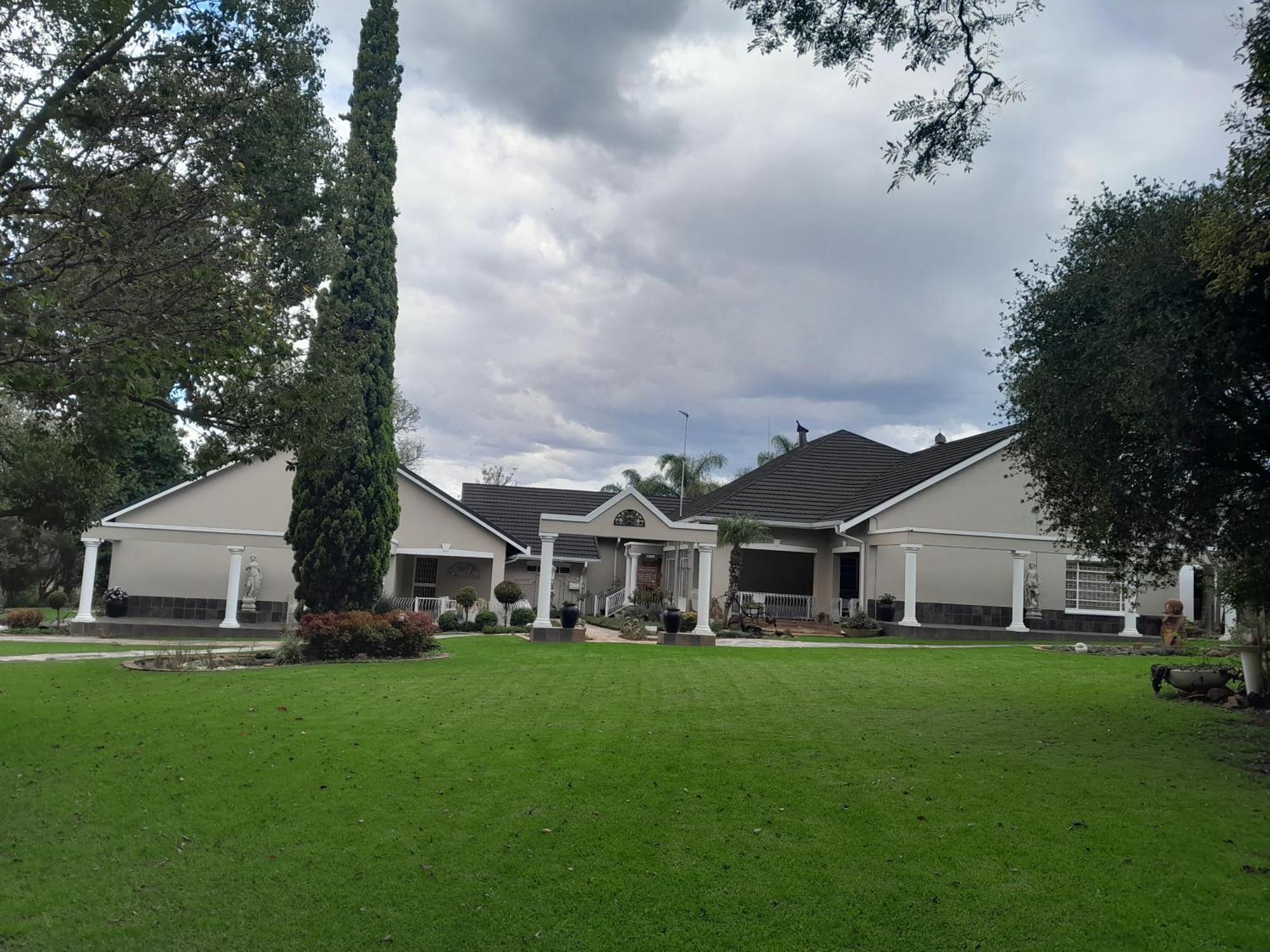 Longtom Farm Guesthouse ไลเดนเบิร์ก ภายนอก รูปภาพ