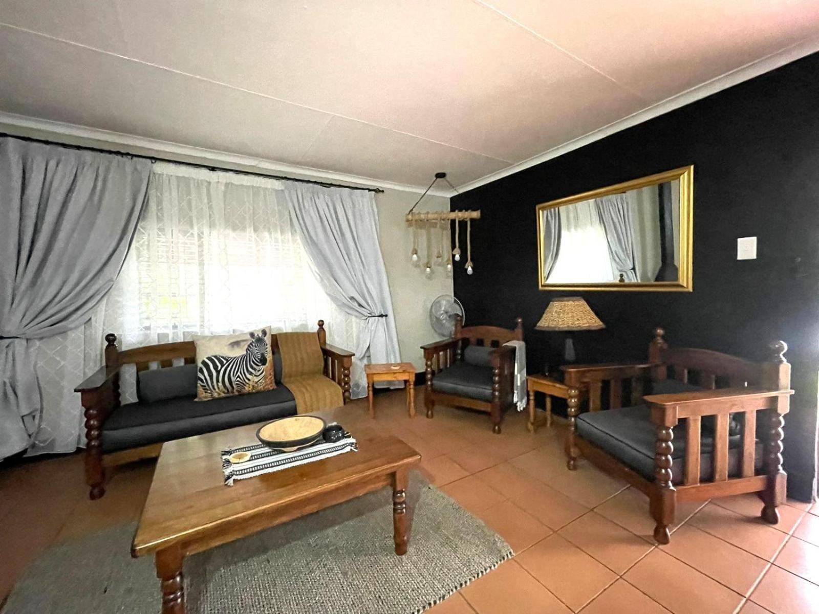 Longtom Farm Guesthouse ไลเดนเบิร์ก ภายนอก รูปภาพ