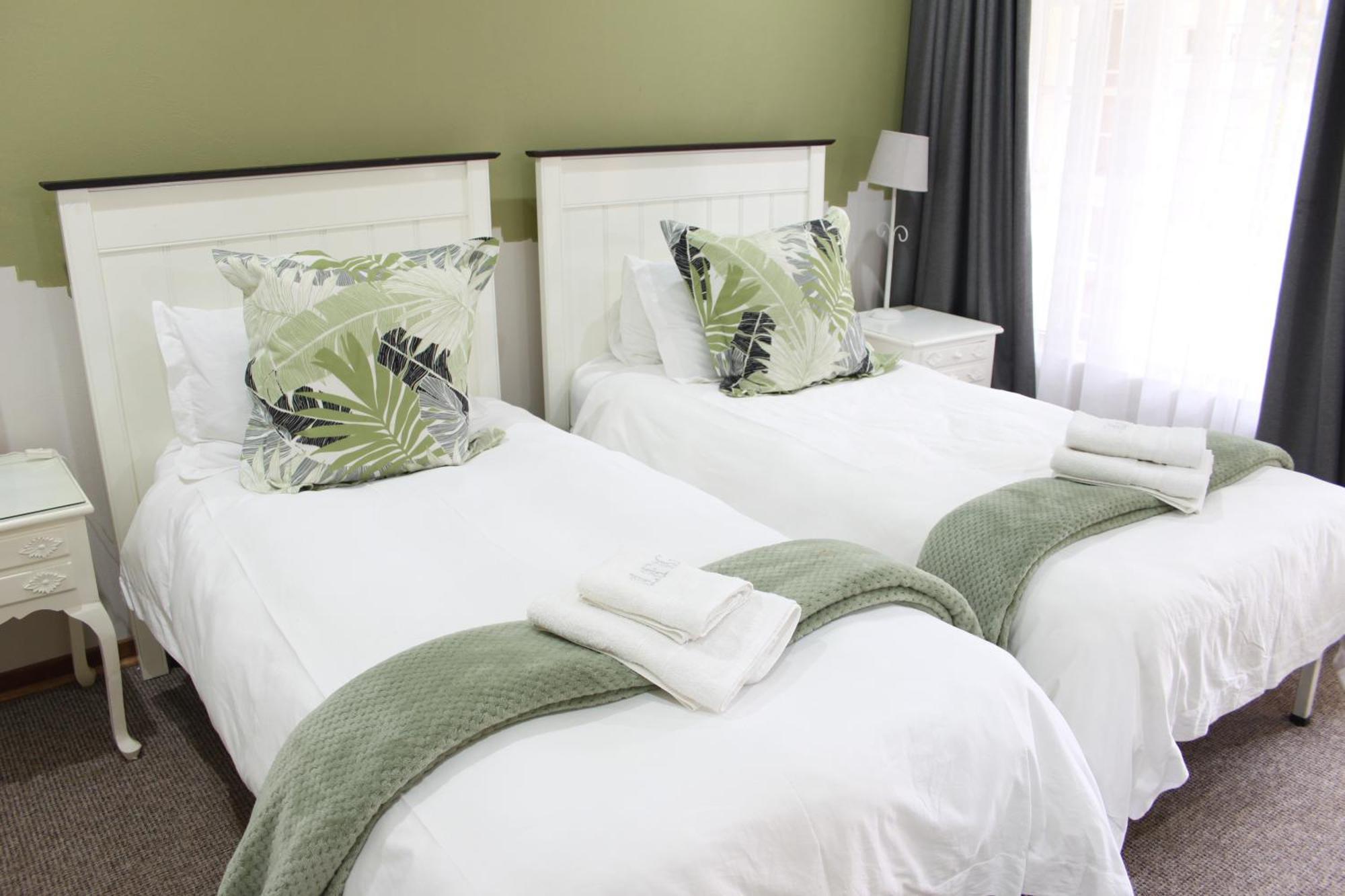 Longtom Farm Guesthouse ไลเดนเบิร์ก ภายนอก รูปภาพ